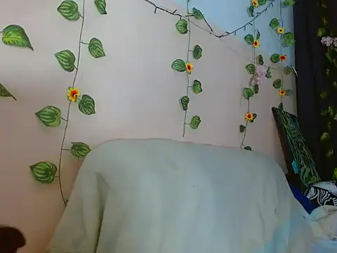 powderblu69 online show from April 14, 12:49 am