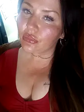 Snapshot of Kandi-kiss chatting on May 24, 9:20 pm Kandi-kiss online show from May 24, 9:20 pm