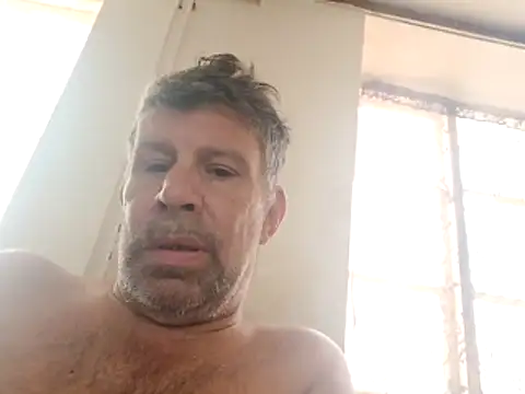 stud2512 online show from June 4, 8:42 am