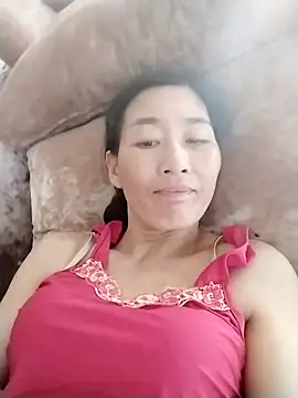 lris-Beauty77 online show from April 20, 7:22 am