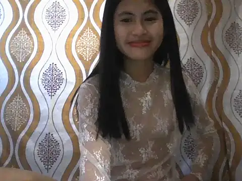 Snapshot of pretty_sexy_girl18 chatting on March 7, 9:17 am pretty sexy girl18 online show from March 7, 9:17 am