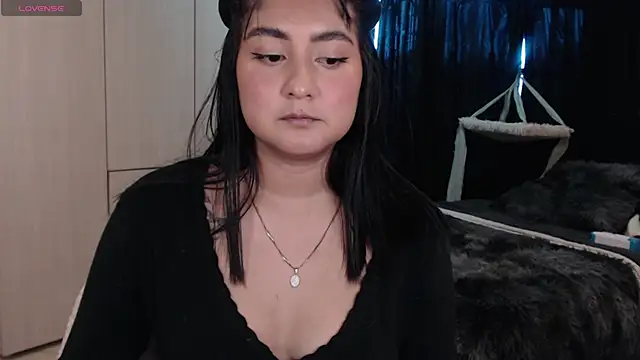 zakura ania online show from March 1, 10:45 pm