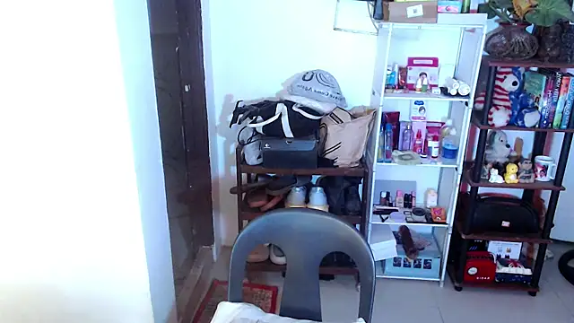 sweetasian zoe online show from April 21, 6:34 pm