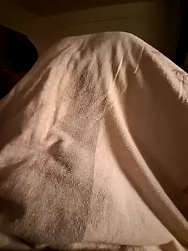 paulucio8 online show from March 2, 4:36 am