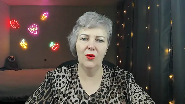 Mary-Leee online show from March 14, 5:46 am