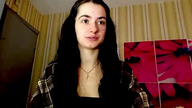 Snapshot of TuFoth chatting on March 4, 7:36 am TuFoth online show from March 4, 7:36 am