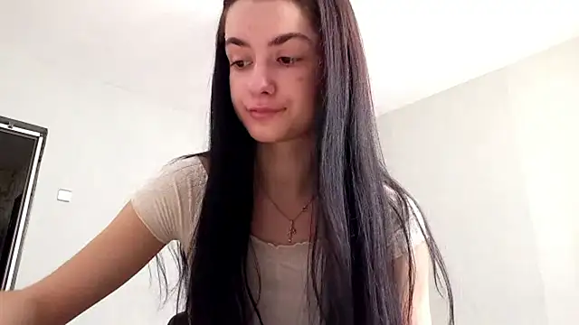 Snapshot of TuFoth chatting on March 6, 8:44 am TuFoth online show from March 6, 8:44 am