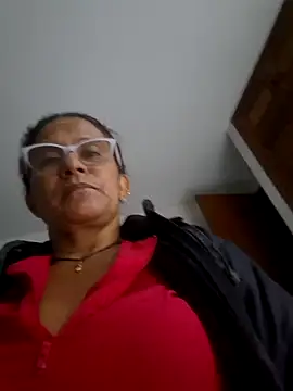 Lorenaluna online show from March 16, 7:56 am