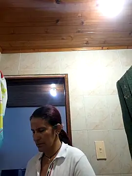 Lorenaluna online show from April 16, 10:34 pm