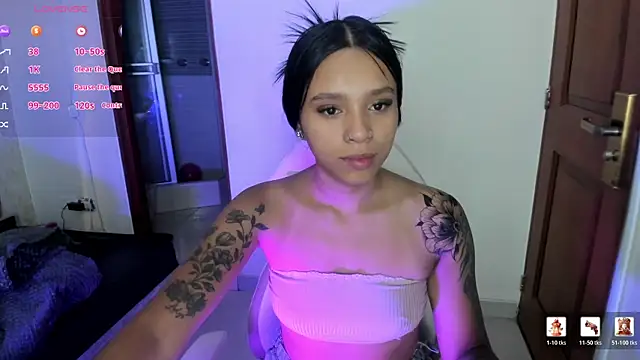 miiaboss  online show from April 22, 11:01 am