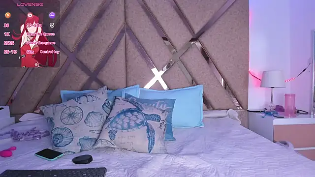 Tashi7 online show from April 30, 2:12 pm