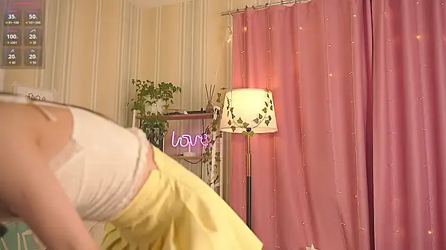 starfromsky online show from April 24, 11:45 am