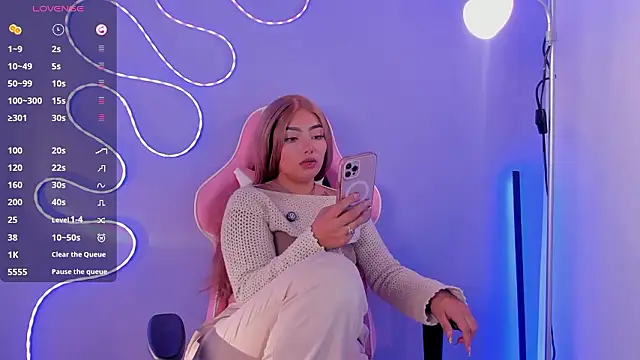 NinaAngel6 online show from March 14, 1:38 pm