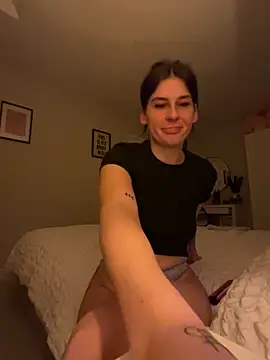 Alicemaexx online show from March 11, 10:27 pm