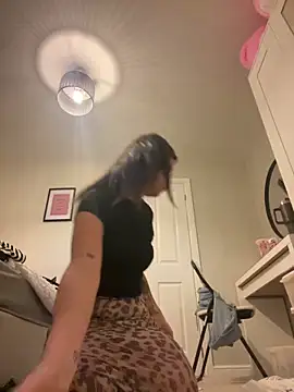 Alicemaexx online show from April 24, 8:11 pm