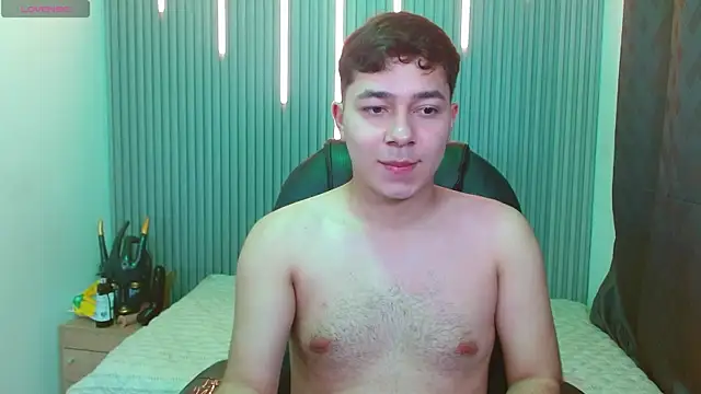 Julian Smith21 online show from June 24, 11:59 pm