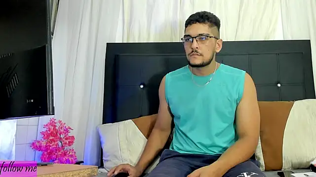 Snapshot of lord_note chatting on March 5, 7:21 pm lord note online show from March 5, 7:21 pm