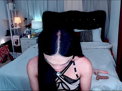 YzaHellsex online show from March 26, 2:55 pm