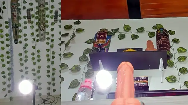 Snapshot of bella__funny chatting on July 16, 6:36 pm bella funny online show from July 16, 6:36 pm