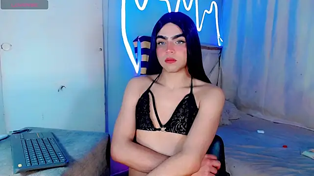 xyaraluv  online show from April 23, 4:57 am