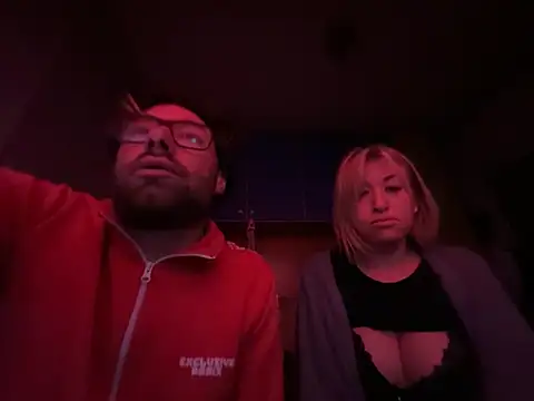 Snapshot of neutro1122 chatting on February 28, 10:22 pm neutro1122 online show from February 28, 10:22 pm