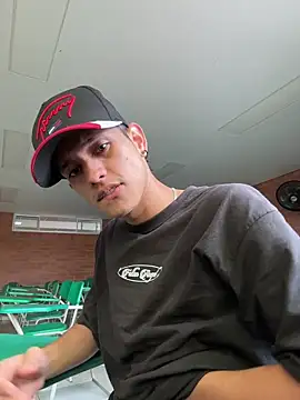 HarryGaze online show from March 4, 1:06 pm