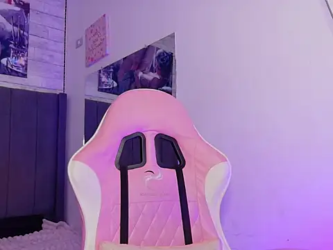 aidaprincess online show from April 7, 11:04 pm