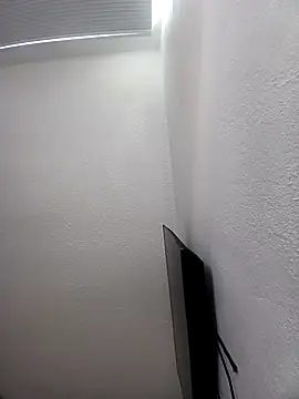 Snapshot of scottjay80 chatting on March 22, 5:27 pm scottjay80 online show from March 22, 5:27 pm