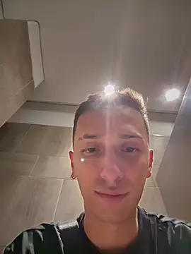 Snapshot of Thiago_Jones1 chatting on July 8, 11:53 pm Thiago Jones1 online show from July 8, 11:53 pm