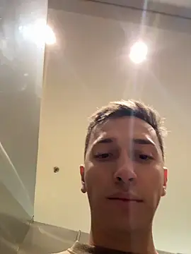 Snapshot of Thiago_Jones1 chatting on July 30, 3:44 pm Thiago Jones1 online show from July 30, 3:44 pm