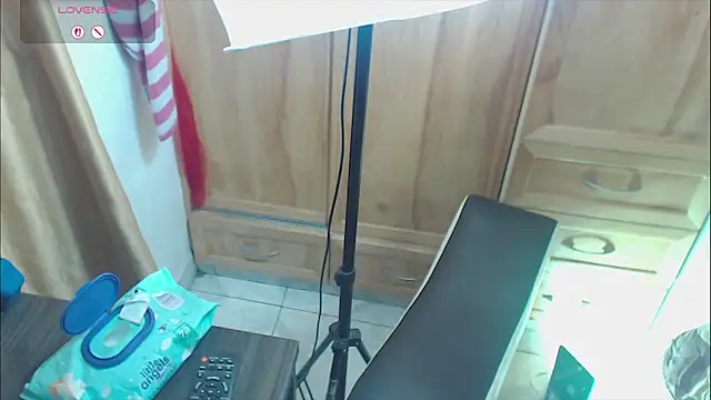 violeta delavega online show from April 21, 2:51 am