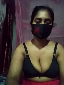 hotgirls02 online show from April 22, 7:37 pm