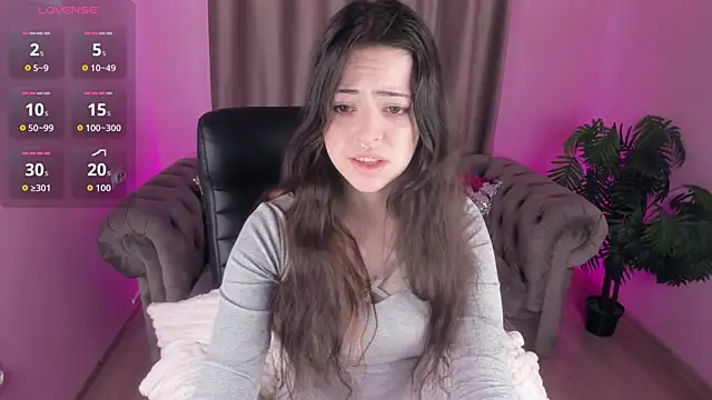 Snapshot of CaseySparkle chatting on March 8, 9:57 am CaseySparkle online show from March 8, 9:57 am