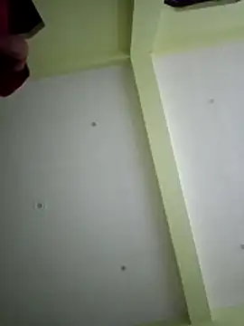 desimusclessunny online show from March 6, 5:31 pm