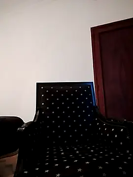 Snapshot of laisladepalma chatting on February 25, 5:44 pm laisladepalma online show from February 25, 5:44 pm