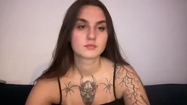 MilaHornyGirl online show from March 6, 7:32 pm