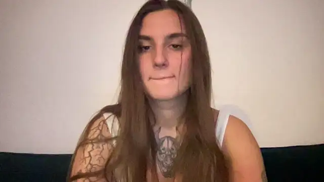 MilaHornyGirl online show from March 8, 5:50 pm