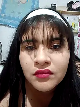 Orianamzn21 online show from May 10, 5:23 am