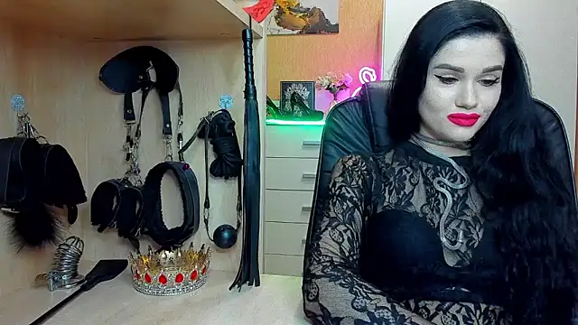 KristiTopxx online show from April 7, 6:52 pm