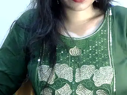 Neha Sharma2 online show from April 20, 1:14 pm