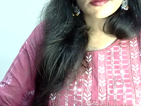 Snapshot of Neha_Sharma2 chatting on May 2, 2:44 pm Neha Sharma2 online show from May 2, 2:44 pm