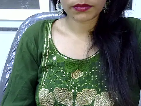 Snapshot of Neha_Sharma2 chatting on May 7, 2:33 pm Neha Sharma2 online show from May 7, 2:33 pm