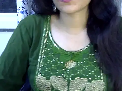Snapshot of Neha_Sharma2 chatting on June 9, 1:45 pm Neha Sharma2 online show from June 9, 1:45 pm