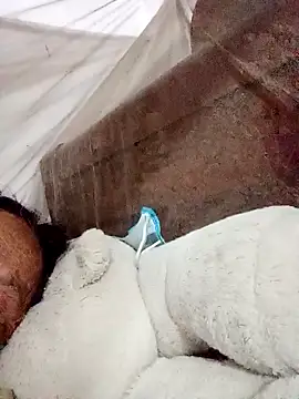 heesuu11 online show from April 21, 2:45 pm