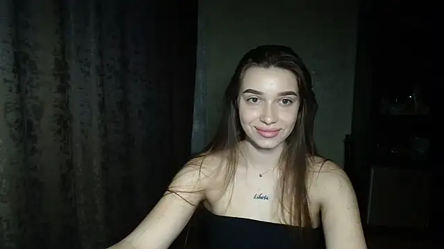 Snapshot of NikaMystic chatting on June 5, 7:47 am NikaMystic online show from June 5, 7:47 am