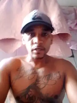 Snapshot of Rodr_go14 chatting on April 16, 3:35 pm Rodr go14 online show from April 16, 3:35 pm