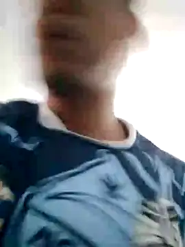 Snapshot of Rodr_go14 chatting on April 22, 9:44 am Rodr go14 online show from April 22, 9:44 am