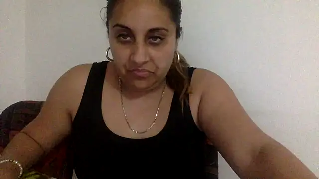 I amXenox online show from April 19, 4:50 pm