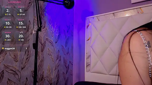 Emma Clair online show from February 28, 1:01 pm