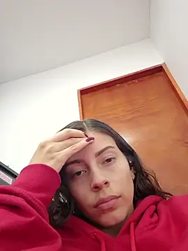 IrisBound online show from April 7, 3:34 pm